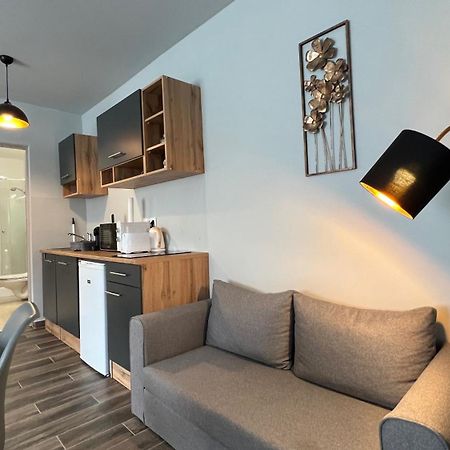 Gardencity Apartmanhaz Gyor Exterior photo