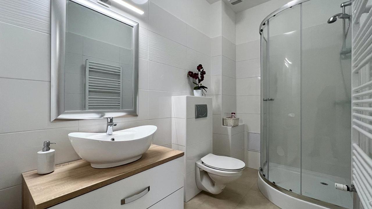 Gardencity Apartmanhaz Gyor Exterior photo